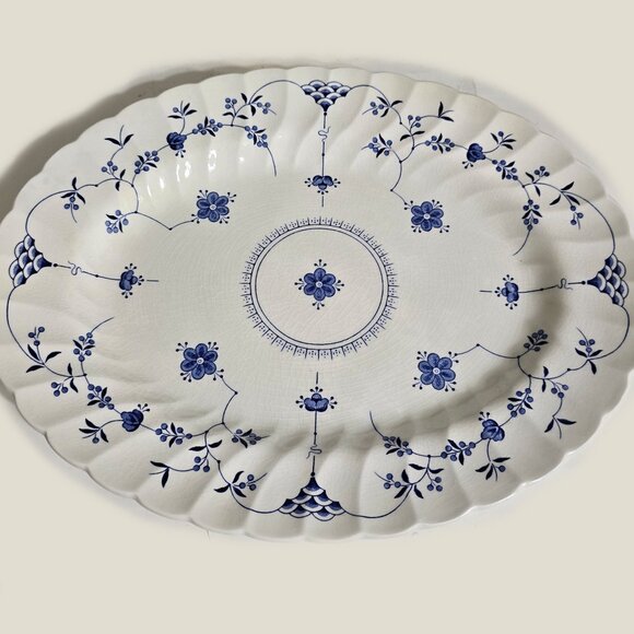 VTG Yorktown 12" Serving Platter Stafforshire Salem English China Blue White - Picture 2 of 6